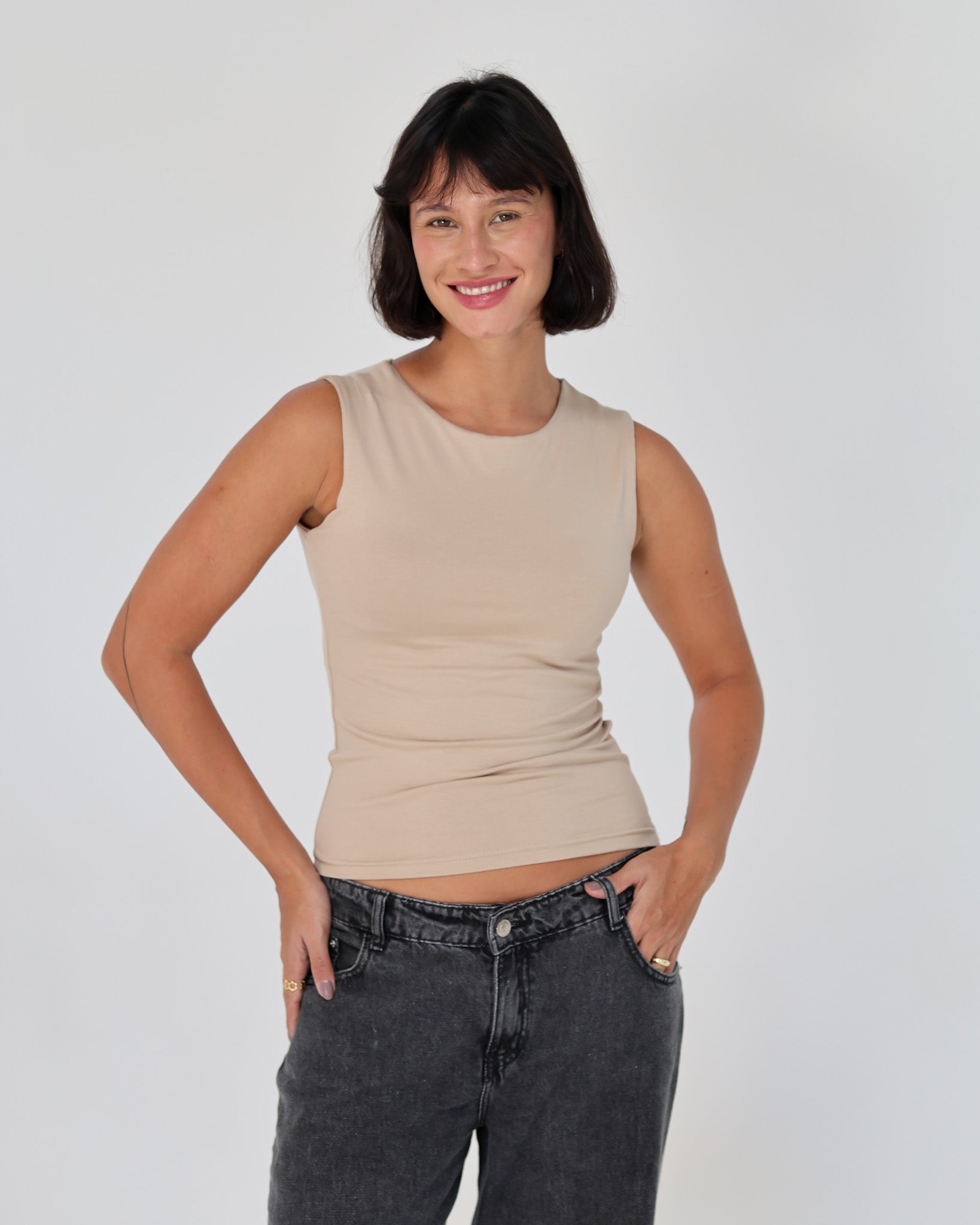 sleeveless Basic - Beige